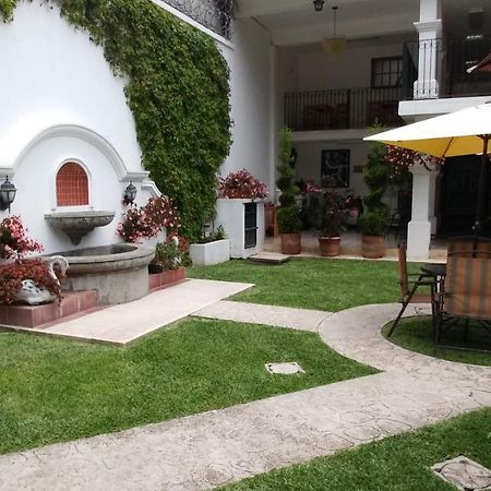 Ixkanul Antigua Hotel Bagian luar foto