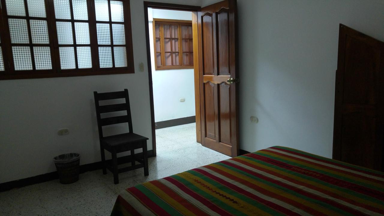 Ixkanul Antigua Hotel Bagian luar foto