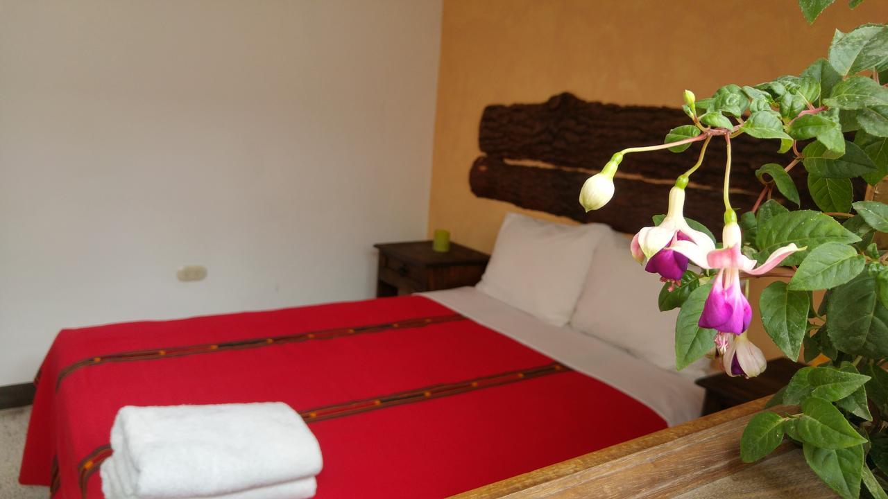 Ixkanul Antigua Hotel Bagian luar foto