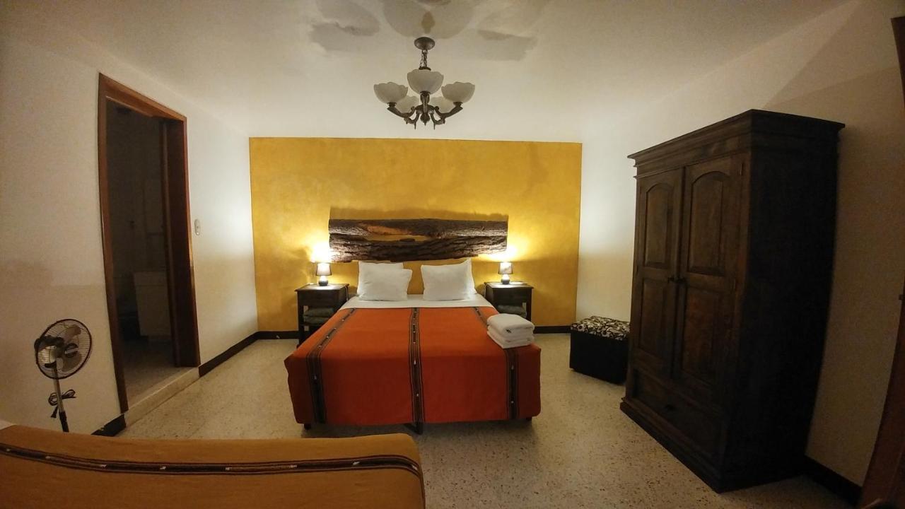 Ixkanul Antigua Hotel Bagian luar foto