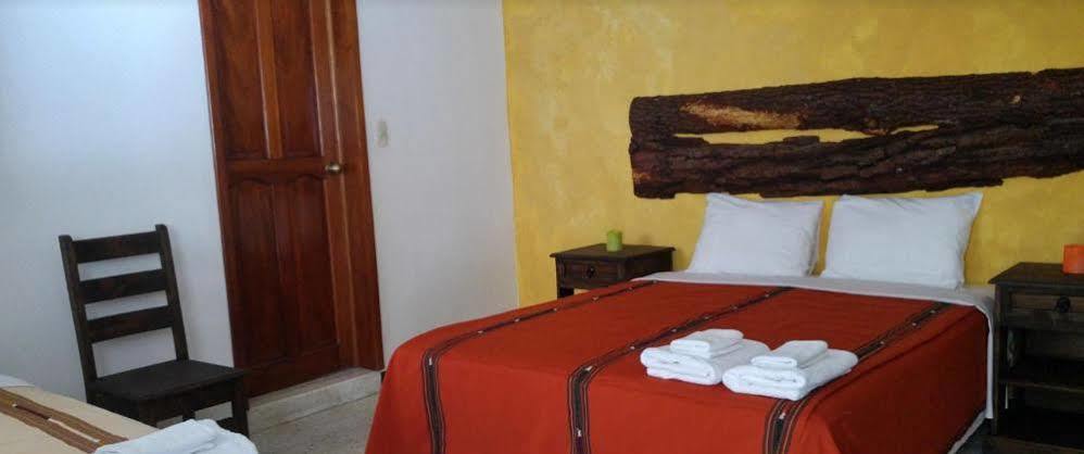 Ixkanul Antigua Hotel Bagian luar foto