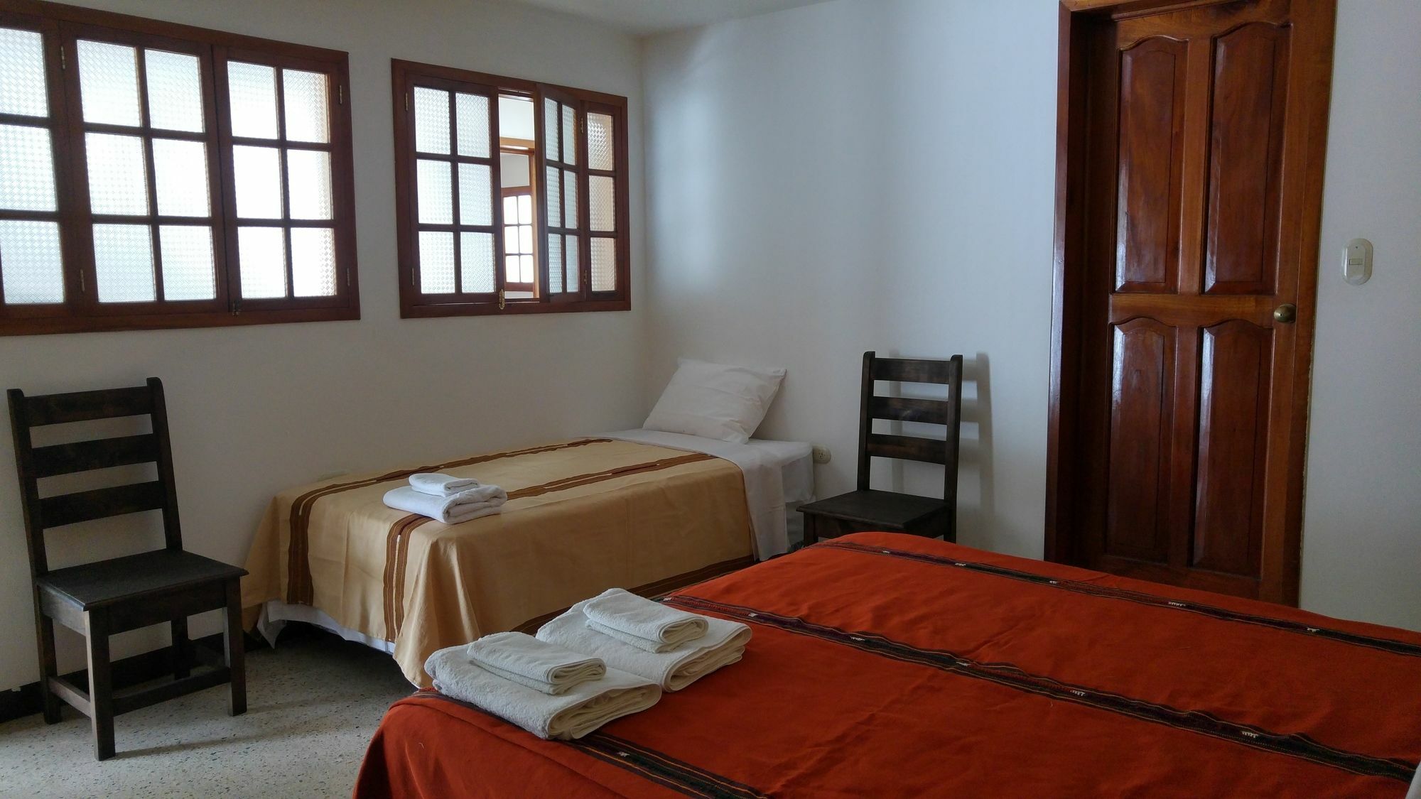 Ixkanul Antigua Hotel Bagian luar foto